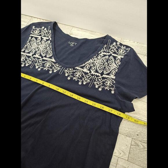 Loft Women's Large Navy Blue Short Sleeve Scoop Neck Lightweight Top Tee Shirt - Picture 7 of 10